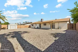 12409 N Columbine Dr, Phoenix, AZ 85029 - Photo 15