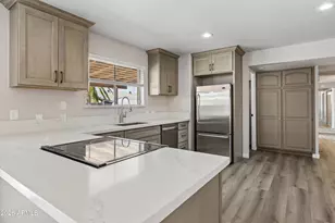 12409 N Columbine Dr, Phoenix, AZ 85029 - Photo 3