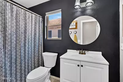 527 W Kelton Lane, Phoenix, AZ 85023 - Photo 15