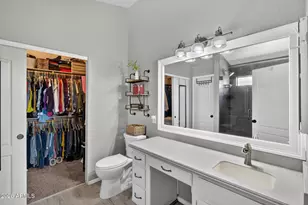 527 W Kelton Ln, Phoenix, AZ 85023 - Photo 23