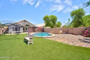 527 W Kelton Ln, Phoenix, AZ 85023 - Photo 27