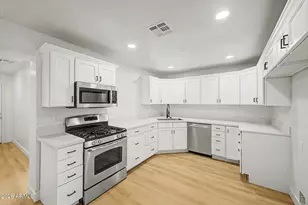 1917 W Whitton Ave, Phoenix, AZ 85015 - Photo 9