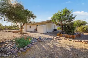 2419 E Caldwell St, Phoenix, AZ 85042 - Photo 37