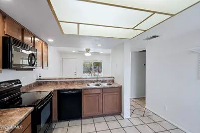 19601 N 7th Street #1077, Phoenix, AZ 85024 - Photo 13