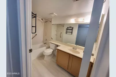 18811 N 19th Avenue #Apt 2013, Phoenix, AZ 85027 - Photo 9