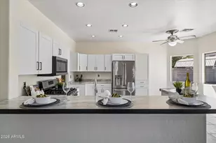 2227 N 91st Ln, Phoenix, AZ 85037 - Photo 21