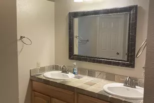 3630 E Goldfinch Gate Ln, Phoenix, AZ 85044 - Photo 17