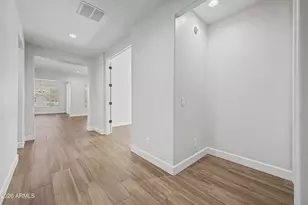 16909 W Earll Dr, Goodyear, AZ 85395 - Photo 5