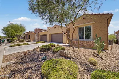 16909 W Earll Drive, Goodyear, AZ 85395 - Photo 3