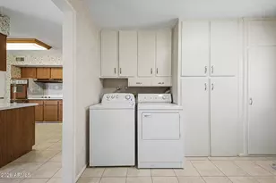 10815 W Mountain View Rd, Sun City, AZ 85351 - Photo 23