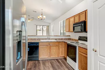 17228 W Elm Street, Surprise, AZ 85388 - Photo 11