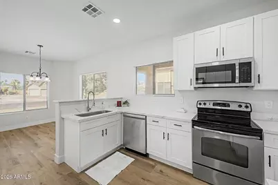 4223 W Oregon Avenue, Phoenix, AZ 85019 - Photo 11