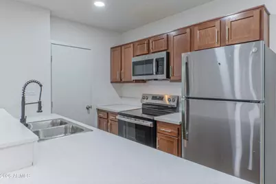2719 W Maryland Avenue, Phoenix, AZ 85017 - Photo 9