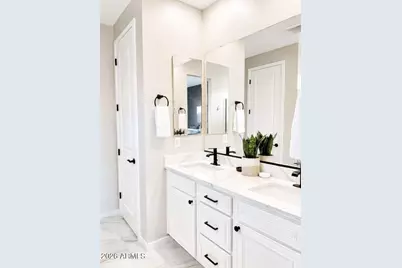 32064 N 136th Avenue, Peoria, AZ 85383 - Photo 15