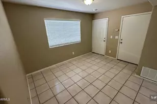 2349 W Garden Dr, Tempe, AZ 85282 - Photo 5