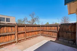 5919 W Golden Ln, Glendale, AZ 85302 - Photo 19
