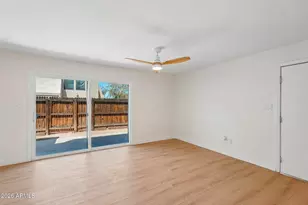 5919 W Golden Ln, Glendale, AZ 85302 - Photo 9