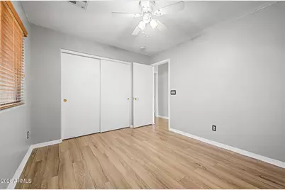 17572 W Spring Lane, Surprise, AZ 85388 - Photo 19