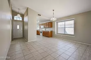 7253 E Kiva Ave, Mesa, AZ 85209 - Photo 3
