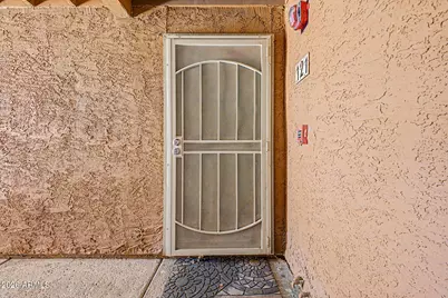 4704 E Paradise Village Parkway N #121, Phoenix, AZ 85032 - Photo 3