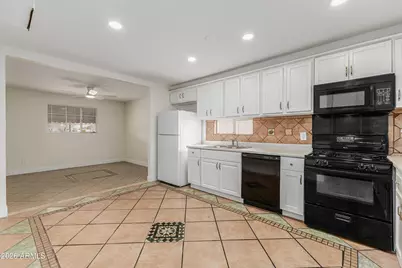5620 N 19th Avenue W, Phoenix, AZ 85015 - Photo 17
