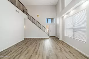 3818 W Fallen Leaf Ln, Glendale, AZ 85310 - Photo 9