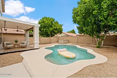 3818 W Fallen Leaf Lane, Glendale, AZ 85310 - Photo 5