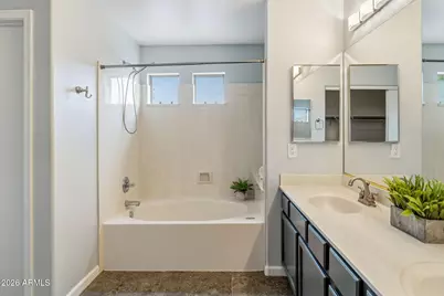 3818 W Fallen Leaf Lane, Glendale, AZ 85310 - Photo 35