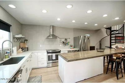 1058 E Whitton Avenue, Phoenix, AZ 85014 - Photo 3
