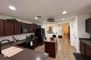 17752 W Maya Way, Surprise, AZ 85387 - Photo 9