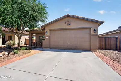 823 W Witt Avenue, San Tan Valley, AZ 85140 - Photo 1