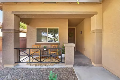 823 W Witt Avenue, San Tan Valley, AZ 85140 - Photo 15