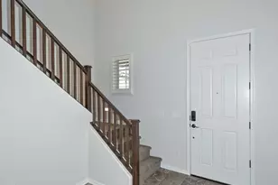 10185 W Carlota Ln, Peoria, AZ 85383 - Photo 5