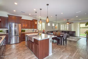 10185 W Carlota Ln, Peoria, AZ 85383 - Photo 5