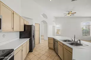 4432 E Meadow Dr, Phoenix, AZ 85032 - Photo 13