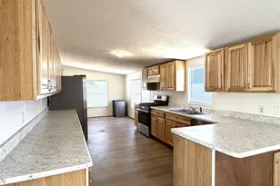 1030 N Hunt Ranch Trail, Huachuca City, AZ 85616 - Photo 5