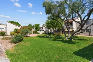 2938 N 61st Pl, Scottsdale, AZ 85251 - Photo 31