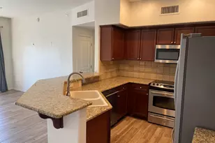 20660 N 40th St, Phoenix, AZ 85050 - Photo 7