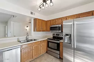 9275 E Mission Ln, Scottsdale, AZ 85258 - Photo 11
