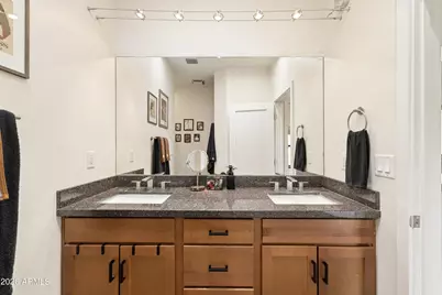 1300 W 5th Street #1007, Tempe, AZ 85281 - Photo 15