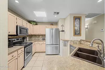 14300 W Bell Road #209, Surprise, AZ 85374 - Photo 9