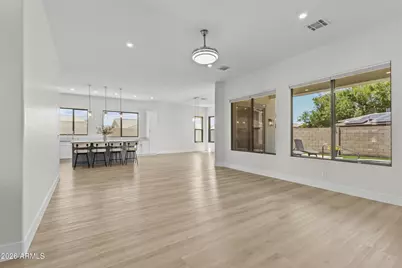 21702 N 67th Lane, Glendale, AZ 85308 - Photo 5
