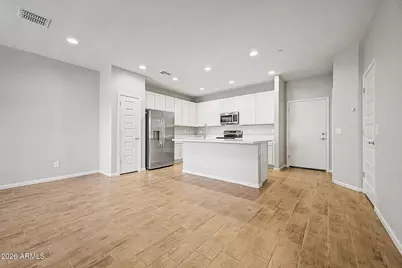 733 E Commonwealth Avenue #27, Chandler, AZ 85225 - Photo 13