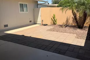 10833 W Santa Fe Dr, Sun City, AZ 85351 - Photo 19