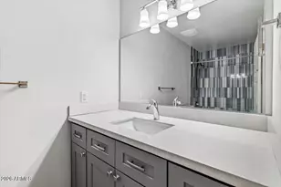 1152 E Watson Dr, Tempe, AZ 85283 - Photo 21