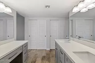 1152 E Watson Dr, Tempe, AZ 85283 - Photo 15