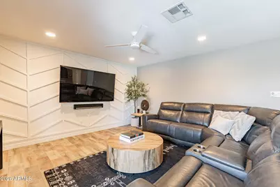 2033 E Harvard Drive, Tempe, AZ 85283 - Photo 11