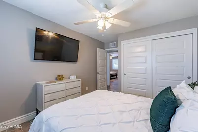 2033 E Harvard Drive, Tempe, AZ 85283 - Photo 15