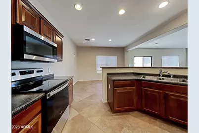 17573 W Lundberg Street, Surprise, AZ 85388 - Photo 3