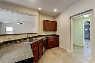 17573 W Lundberg St, Surprise, AZ 85388 - Photo 5